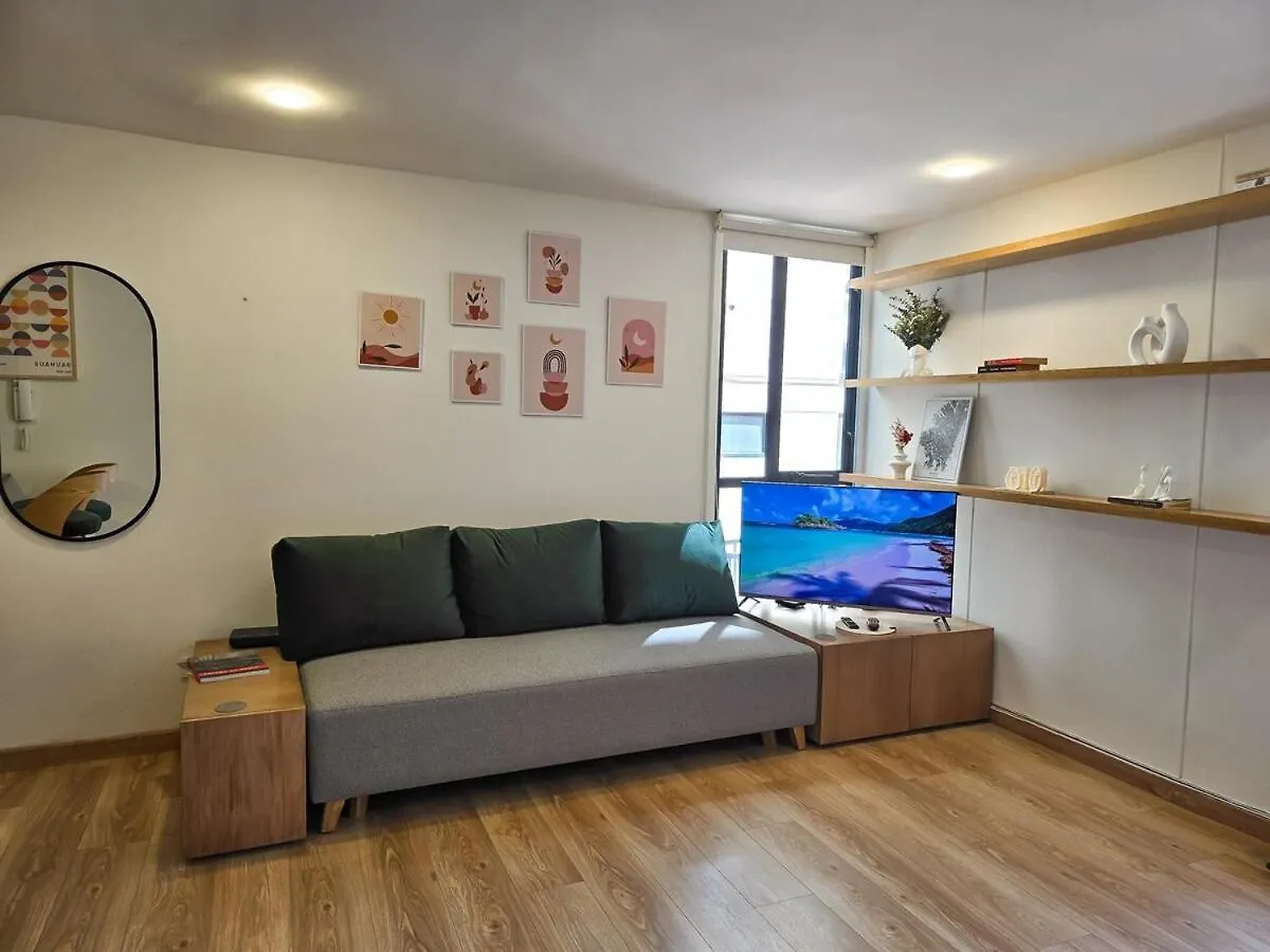 Cerca A La Candelaria, Bogota, Moderno Con Parqueadero Appartamento