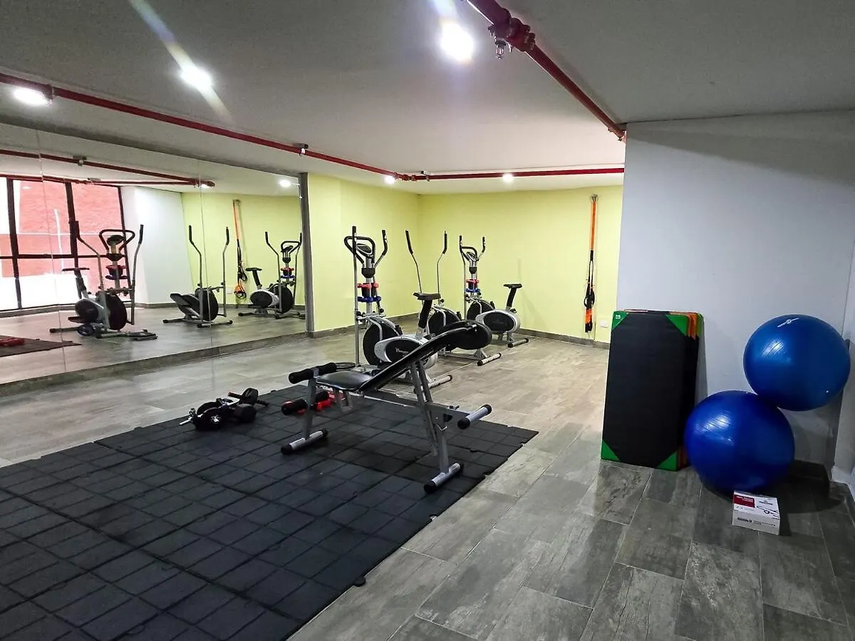 Cerca A La Candelaria, Bogota, Moderno Con Parqueadero Appartamento