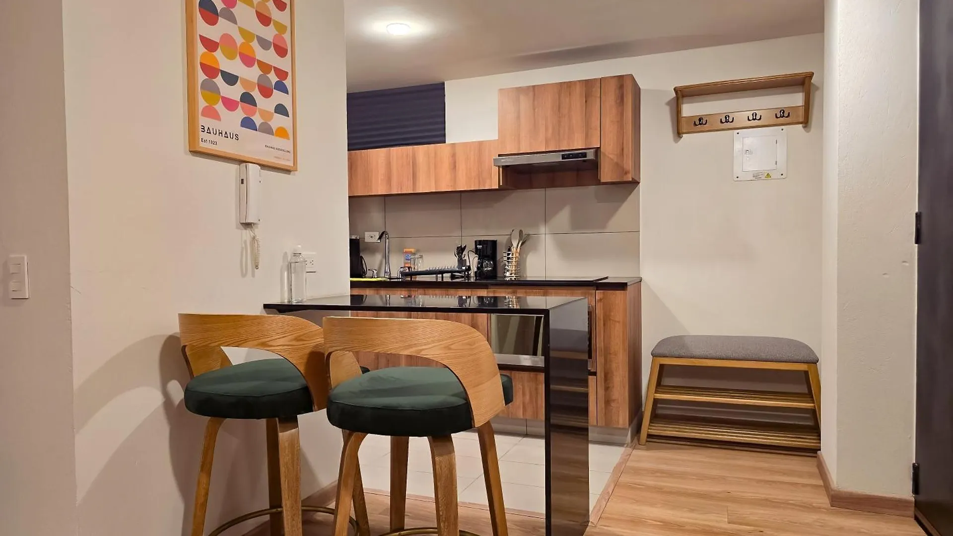 Cerca A La Candelaria, Bogota, Moderno Con Parqueadero 0*, Bogotá